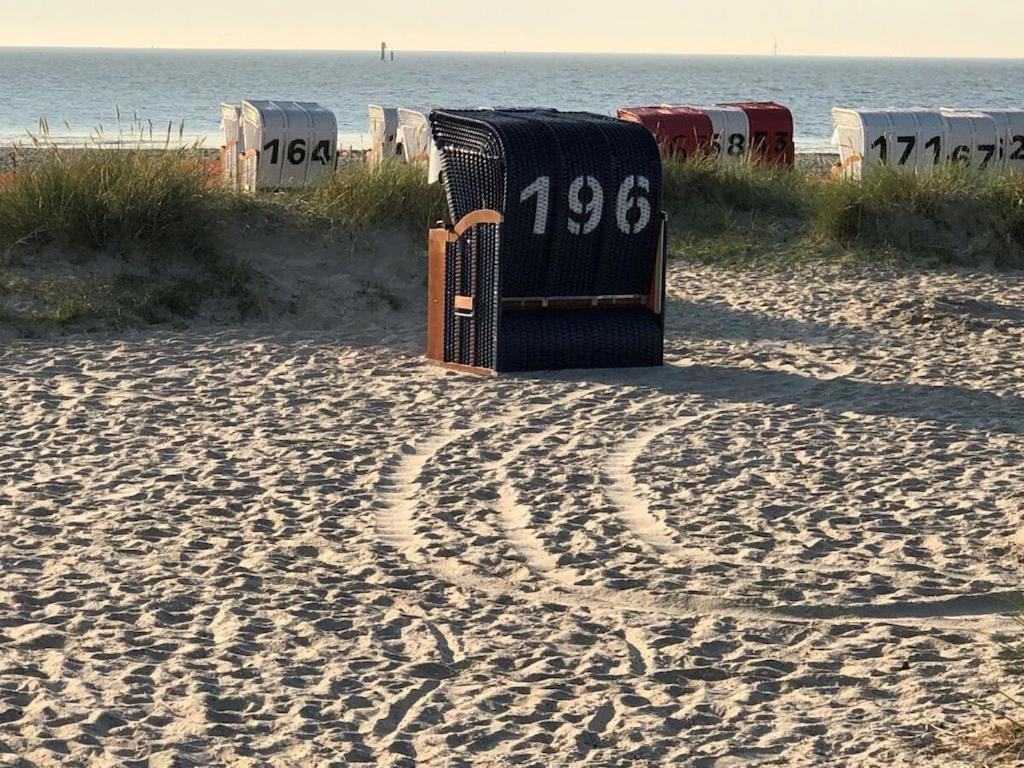 Ferien Im Wangerland Ferienwohnung Leuchtturm Minsen Schillig Hund Pool Sauna Norderaltendeich Экстерьер фото