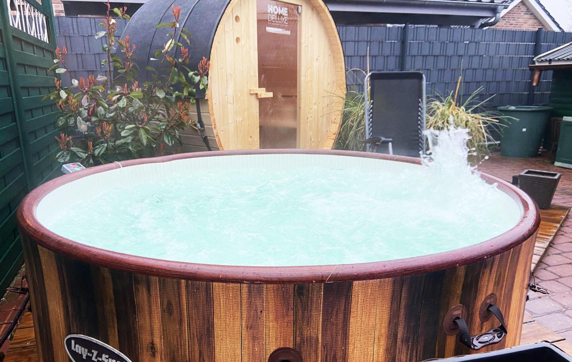 Ferien Im Wangerland Ferienwohnung Leuchtturm Minsen Schillig Hund Pool Sauna Norderaltendeich Экстерьер фото