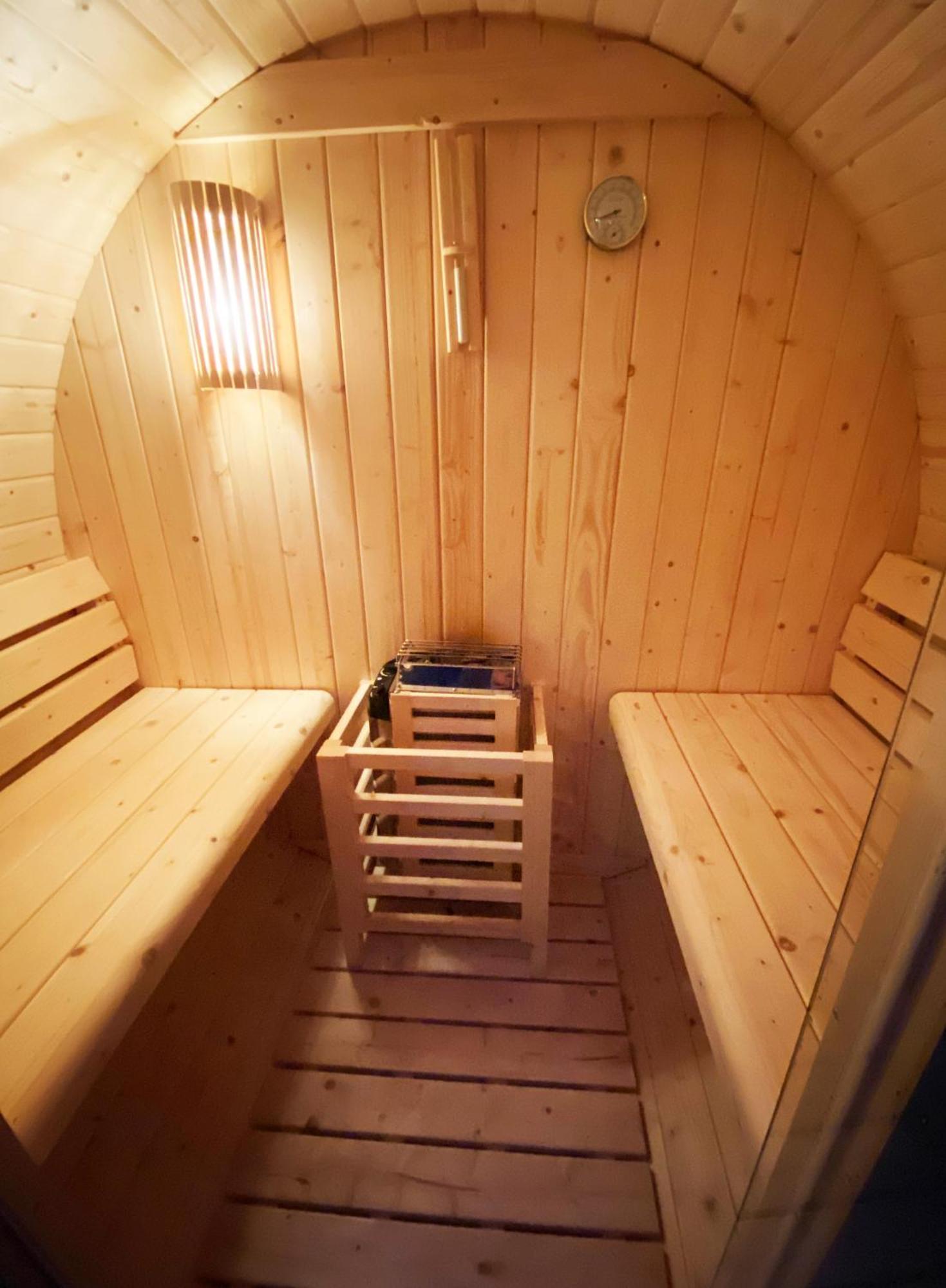 Ferien Im Wangerland Ferienwohnung Leuchtturm Minsen Schillig Hund Pool Sauna Norderaltendeich Экстерьер фото