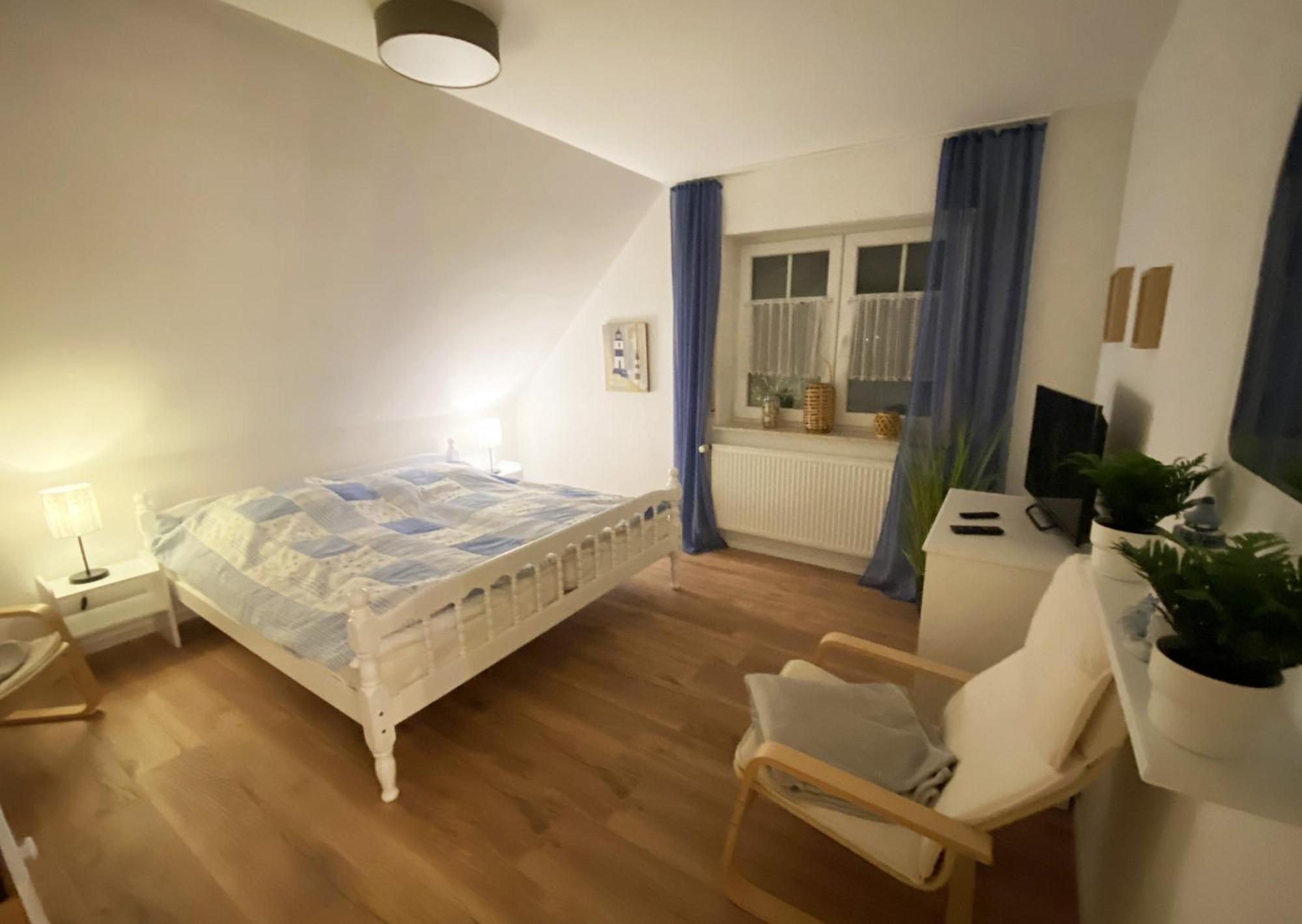 Ferien Im Wangerland Ferienwohnung Leuchtturm Minsen Schillig Hund Pool Sauna Norderaltendeich Экстерьер фото